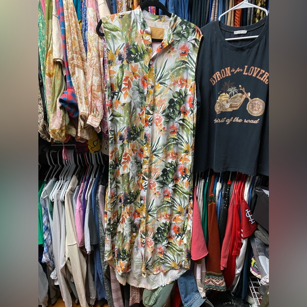 Boys + Arrows floral shirt dress M/L